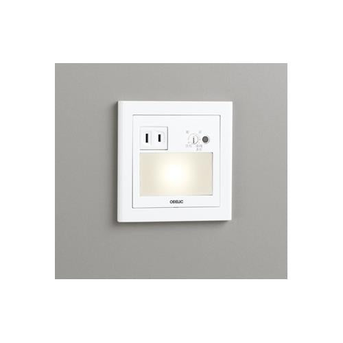 明暗センサー付フットライト