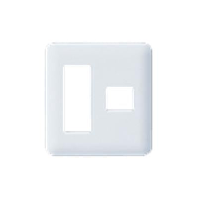 コスモシリーズ コンセントプレート(3個+1個用)(ホワイト) <WTF7074W>