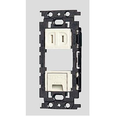 埋込絶縁扉付コンセント(アースターミナル付) <WN15514>