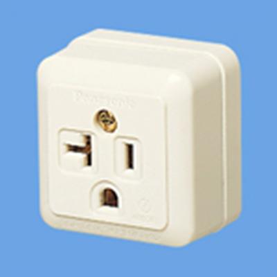 15A・20A兼用接地角型コンセント <WK>