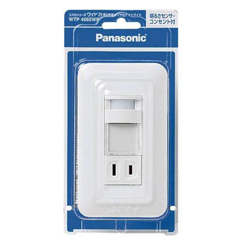 コスモシリーズワイド21 埋込熱線センサ付ナイトライト(LED:電球色)(明るさセンサ・コンセント付・プレート付)(ホワイト) <WTP4065WP>